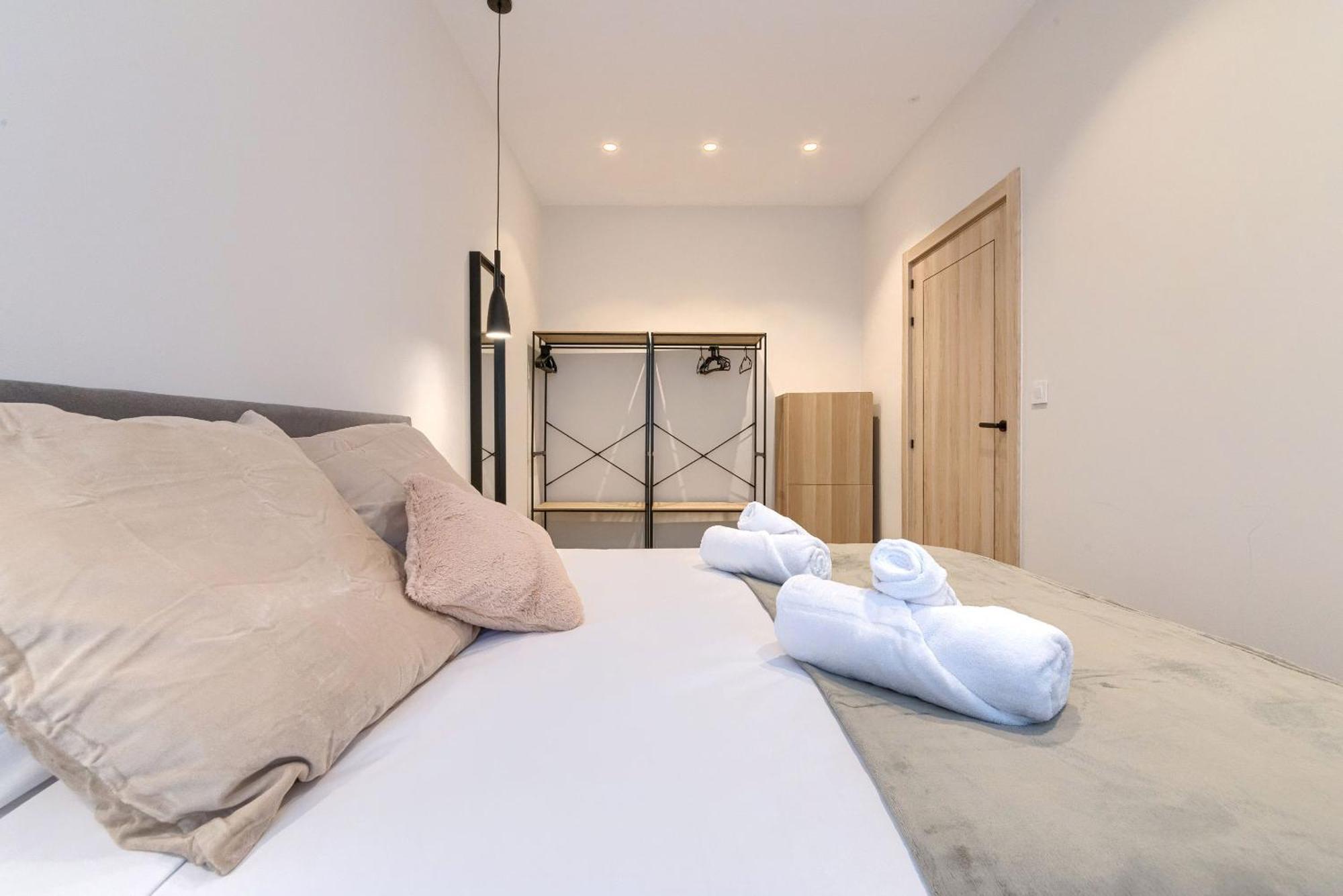 Apartamentos Basarrate Self Check In Bilbao Exteriör bild