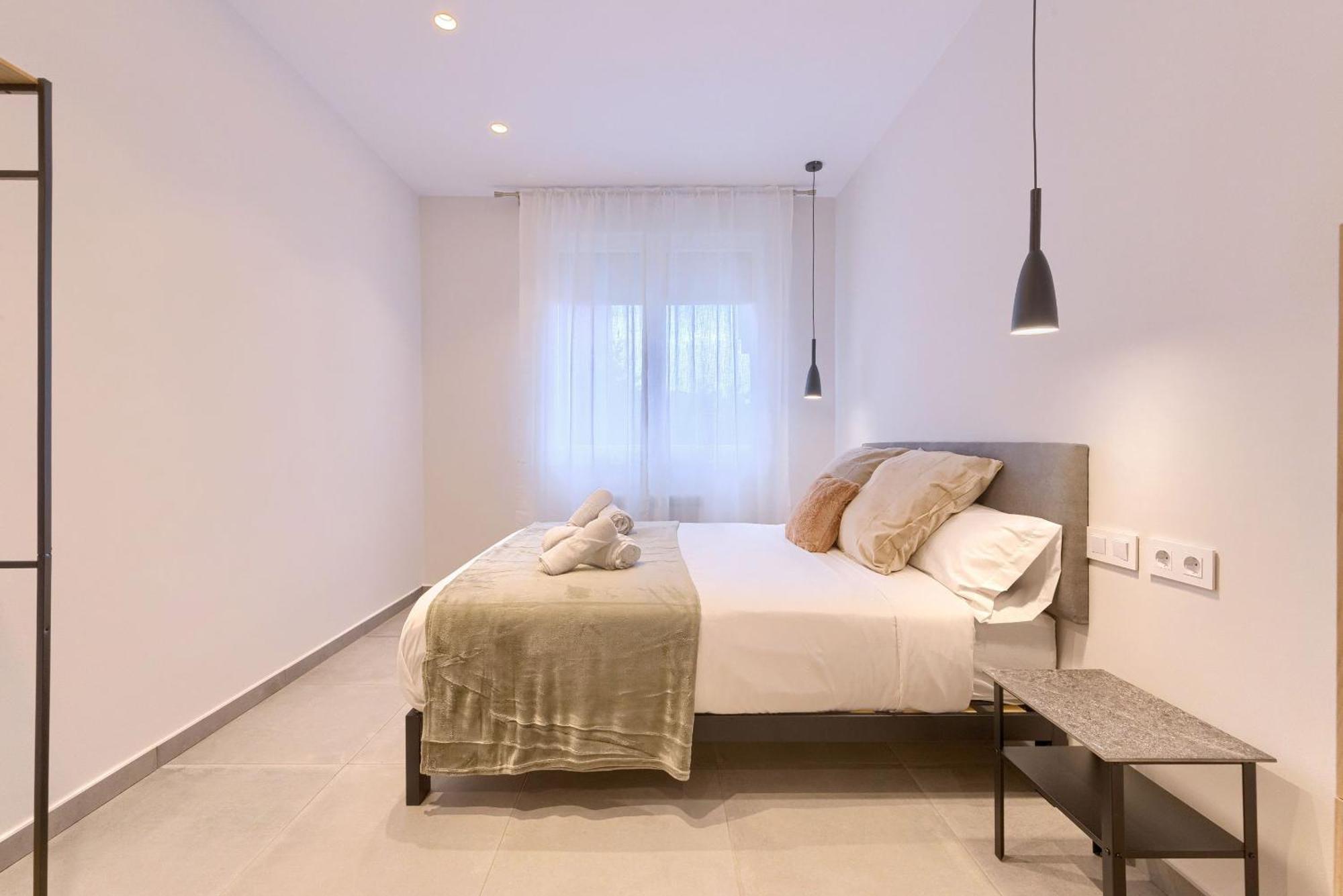 Apartamentos Basarrate Self Check In Bilbao Exteriör bild