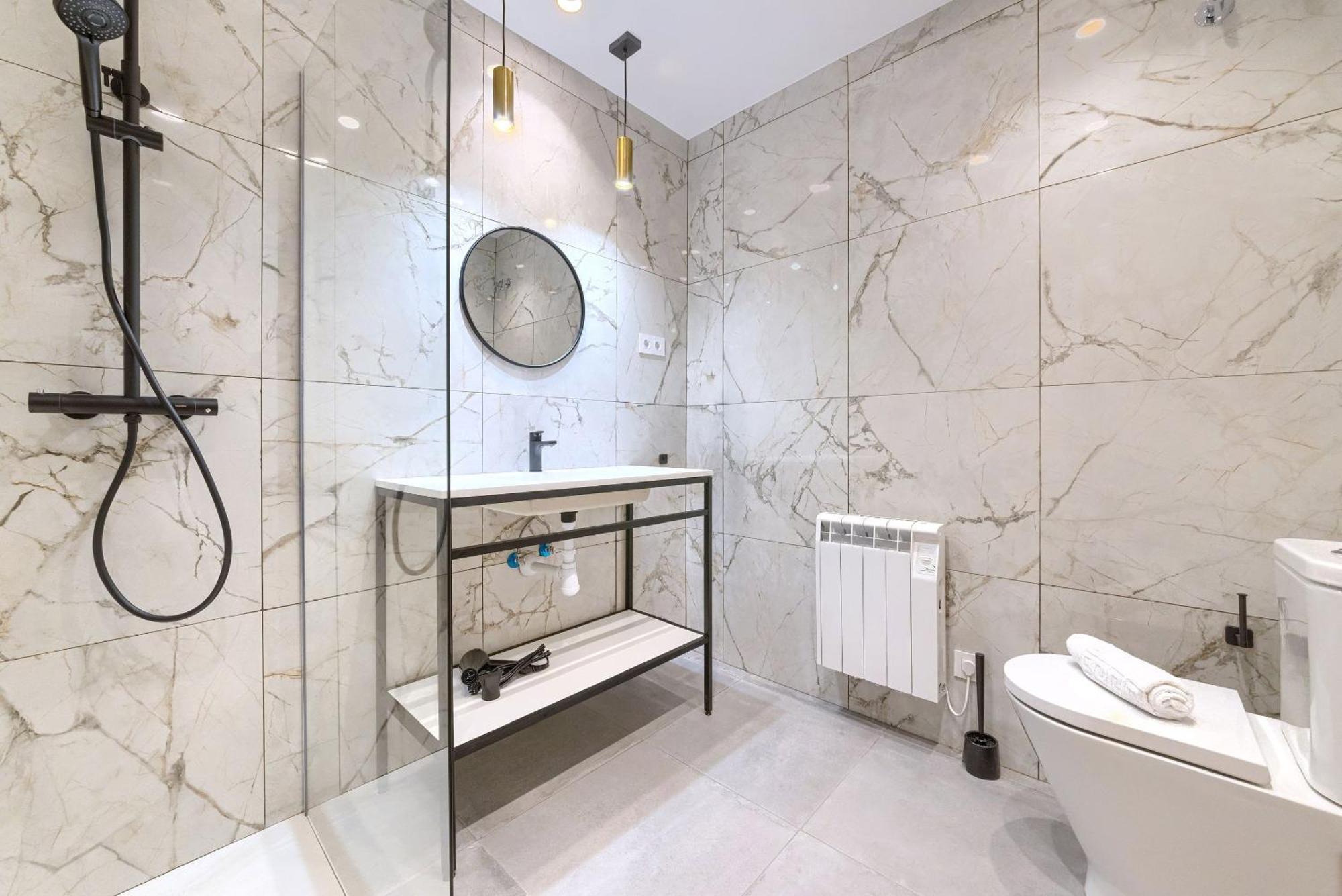 Apartamentos Basarrate Self Check In Bilbao Exteriör bild